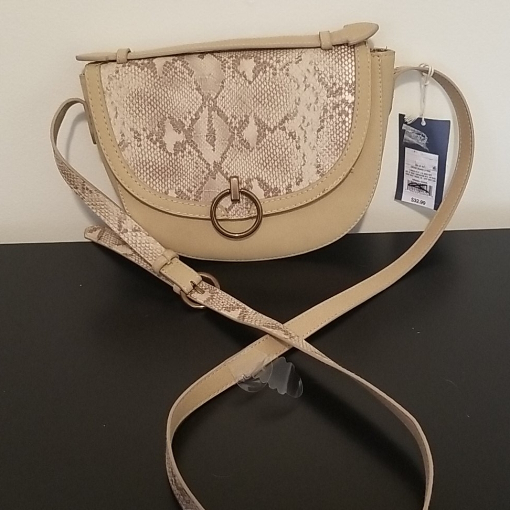 Universal Thread Purse